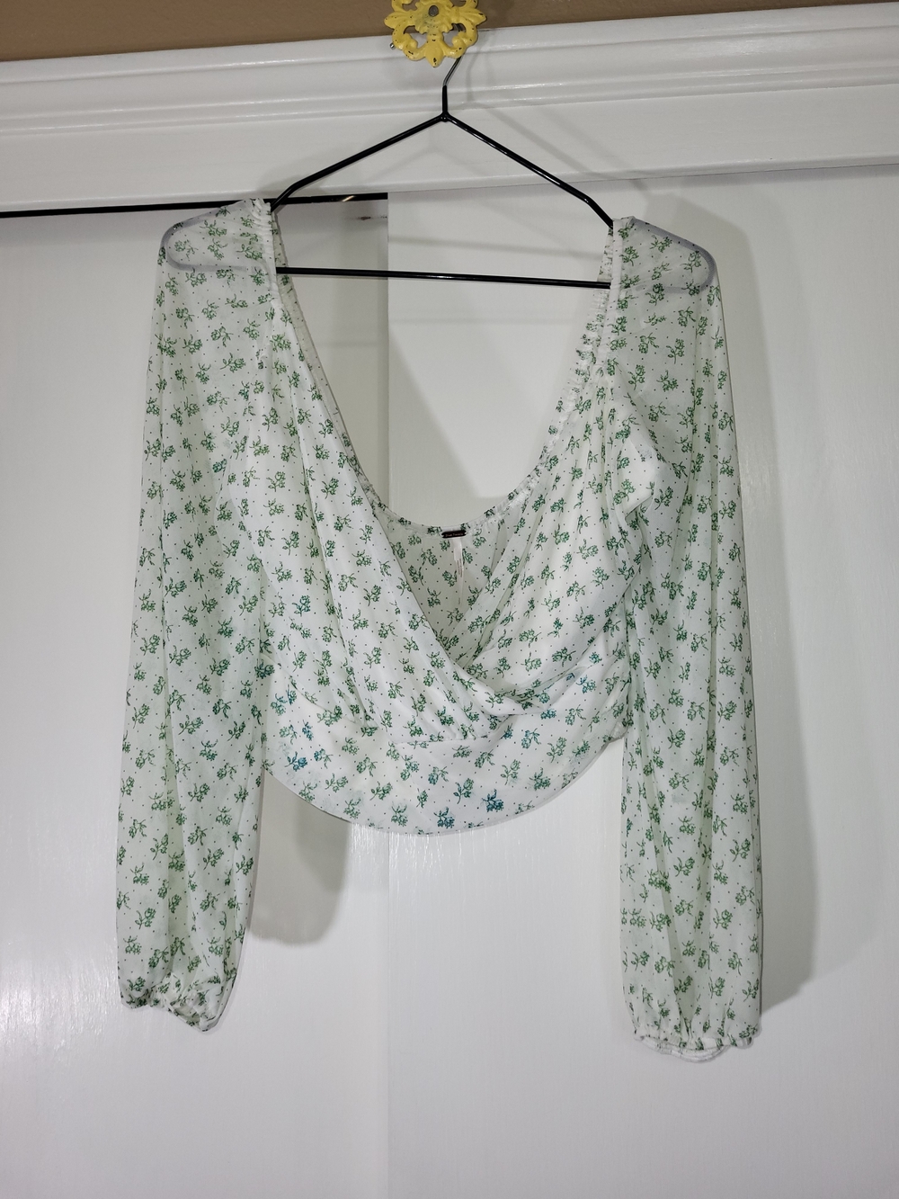 Free People White Floral Draped V-Neck Long Sleeve Blouse
